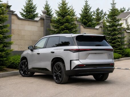 2026 Toyota bZ3X 58.3 kWh, серый, 2962000 рублей, вид 3