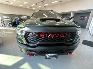 2026 Ram 1500 TRX SRT V Рестайлинг, зелёный, 15802201 рублей, вид 2