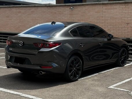 2023 Mazda 3 Axela IV (BP), серый, 1900000 рублей, вид 4
