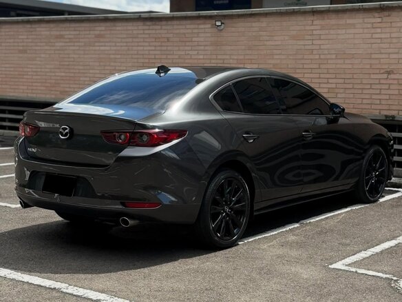 2023 Mazda 3 Axela IV (BP), серый, 1900000 рублей - вид 3