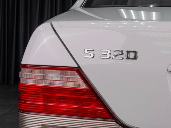 1997 Mercedes-Benz S-Класс 320 III (W140) Рестайлинг, белый, 5399000 рублей - вид 5