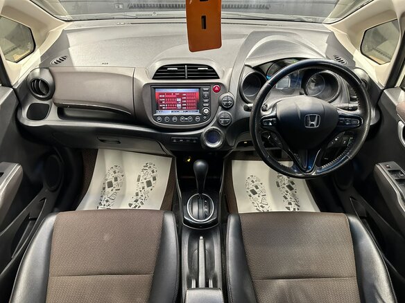 2011 Honda Fit Shuttle I, белый, 889000 рублей - вид 16