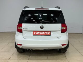 2017 Skoda Yeti I Рестайлинг, белый, 1370000 рублей, вид 5