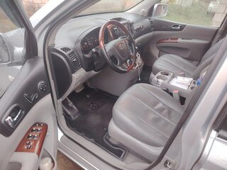 2008 Kia Carnival II, серебристый, 1380000 рублей, вид 1