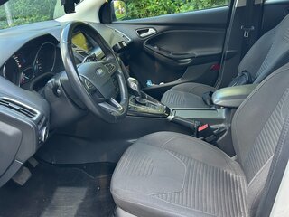 2016 Ford Focus III Рестайлинг, белый, 1050000 рублей, вид 5