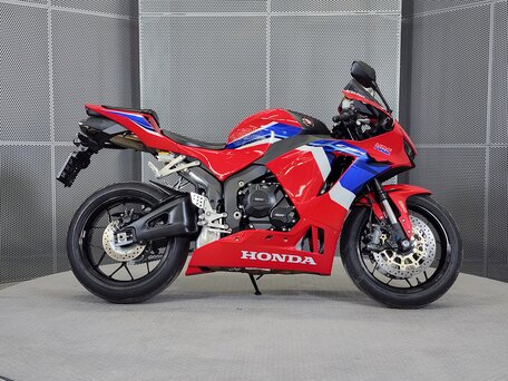 2022 Honda CBR 600RR, красный, 1299000 рублей, вид 1
