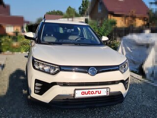 2022 SsangYong Tivoli I Рестайлинг, белый, 1980000 рублей, вид 1