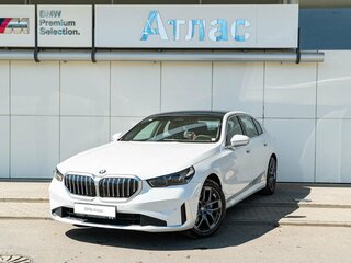 2024 BMW 5 серии Long 530Li xDrive VIII (G60/G61/G68), белый, 7990000 рублей, вид 1
