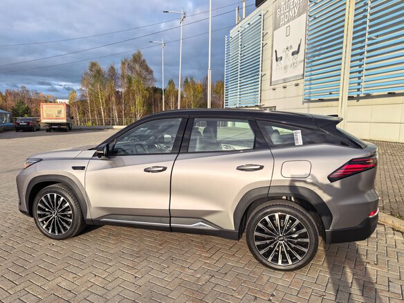 2026 Geely Galaxy M7, серый, 3590000 рублей - вид 3