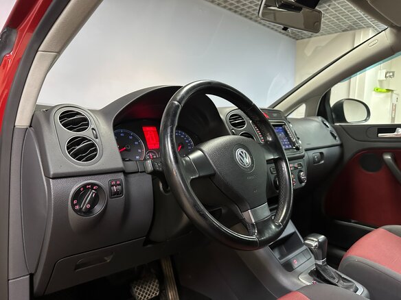 2007 Volkswagen Golf Plus I, красный, 585000 рублей - вид 13