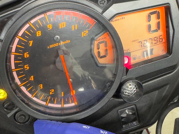 2012 Suzuki GSX 1250 FA, белый, 715000 рублей - вид 13