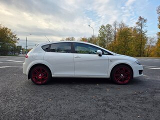 2012 SEAT Leon II Рестайлинг, белый, 900000 рублей, вид 4