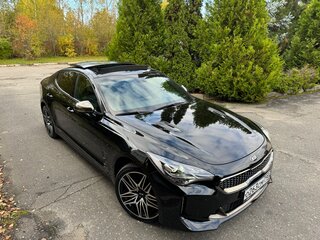 2021 Kia Stinger I Рестайлинг, чёрный, 3790000 рублей, вид 1