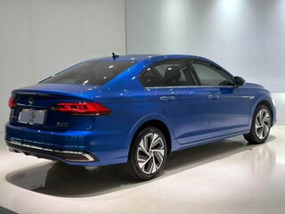 2023 Volkswagen Bora IV (China Market) Рестайлинг, синий, 1120000 рублей, вид 4