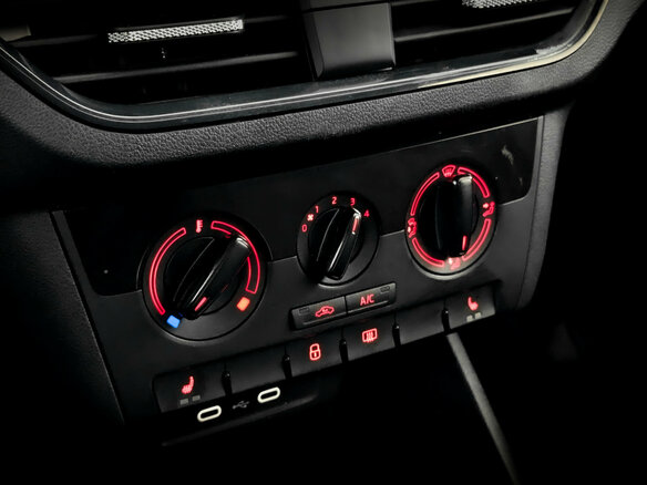 2021 Volkswagen Polo VI, серый - вид 24