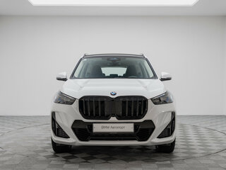 2026 BMW X1 Long 25Li xDrive III (U11/U12), белый, 5750000 рублей, вид 3