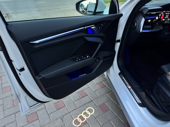 2023 Audi A3 Sportback 35 TFSI IV (8Y), белый, 2450000 рублей - вид 15