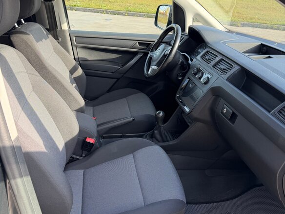 2018 Volkswagen Caddy IV, серый, 1749000 рублей - вид 9