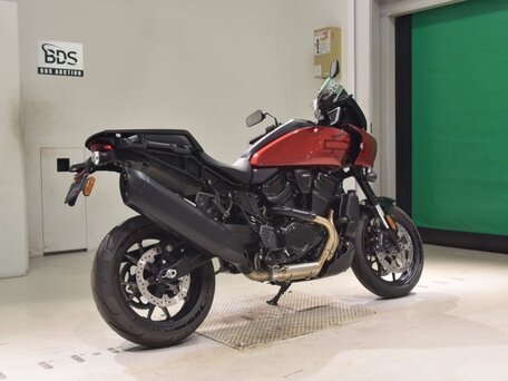 2025 Harley-Davidson Pan America, красный, 1700000 рублей, вид 5