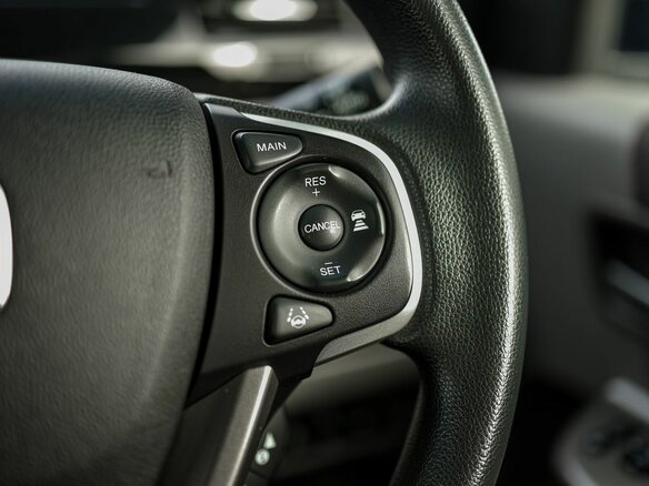 2020 Honda Stepwgn V Рестайлинг, белый, 2299000 рублей - вид 21