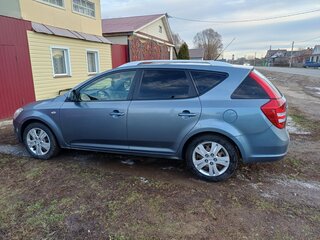 2008 Kia Ceed I, синий, 520000 рублей, вид 4