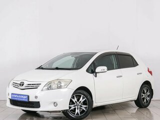 2010 Toyota Auris I Рестайлинг, белый, 879000 рублей, вид 3