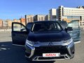 2021 Mitsubishi Outlander III Рестайлинг 3, синий, 2499000 рублей - вид 2