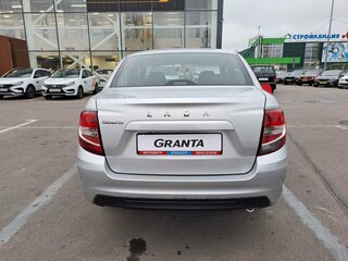 2026 Lada (ВАЗ) Granta I Рестайлинг, серебристый, 1028900 рублей, вид 4
