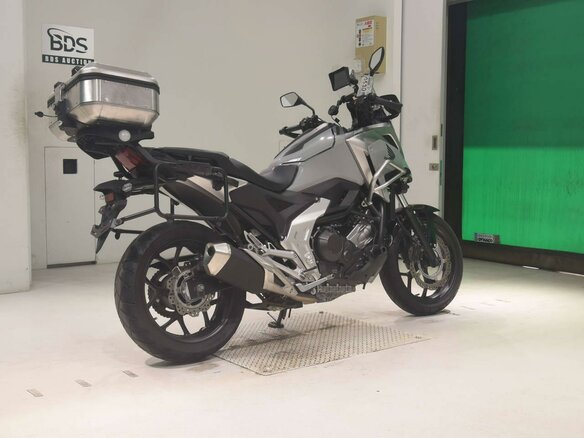 2023 Honda NC 750X, серый - вид 4