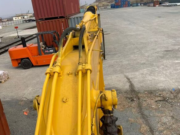 2012 Komatsu PC130, жёлтый, 6900000 рублей - вид 8