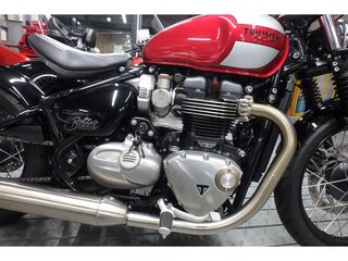 2021 Triumph Bonneville Bobber, красный, 1275000 рублей, вид 5