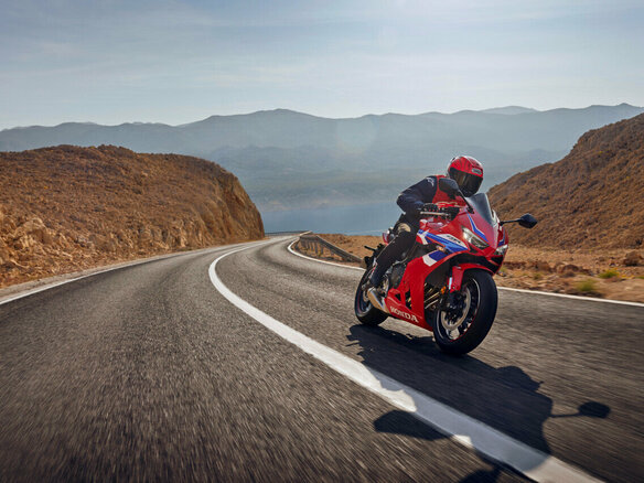 2026 Honda CBR 650R, красный, 1490000 рублей - вид 13