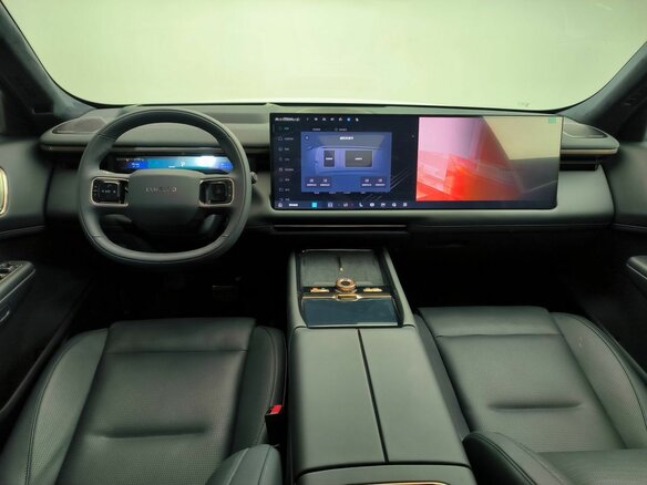 2025 Lynk & Co 900, белый, 8430000 рублей - вид 9