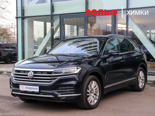 2019 Volkswagen Touareg III, синий, 3497000 рублей, вид 1