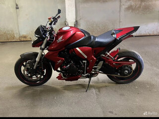 2010 Honda CB 1000R, красный, 820000 рублей, вид 5