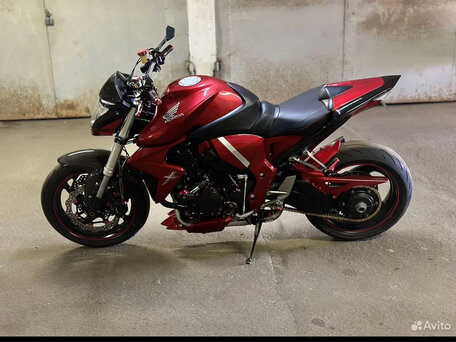 2010 Honda CB 1000R, красный, 820000 рублей, вид 5