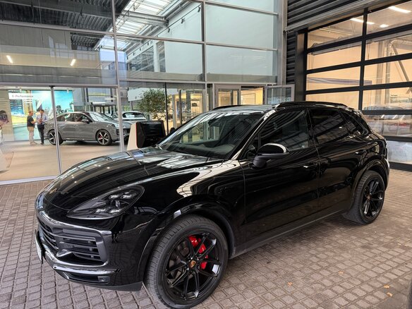 2019 Porsche Cayenne III, чёрный - вид 7