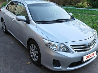 2011 Toyota Corolla X (E140, E150) Рестайлинг, серебристый, 815000 рублей, вид 3
