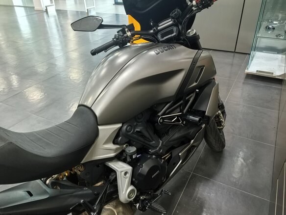 2019 Ducati Diavel 1260, серый, 1500000 рублей - вид 6