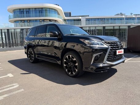 2016 Lexus LX 450d III Рестайлинг 2, чёрный, 7990000 рублей, вид 3