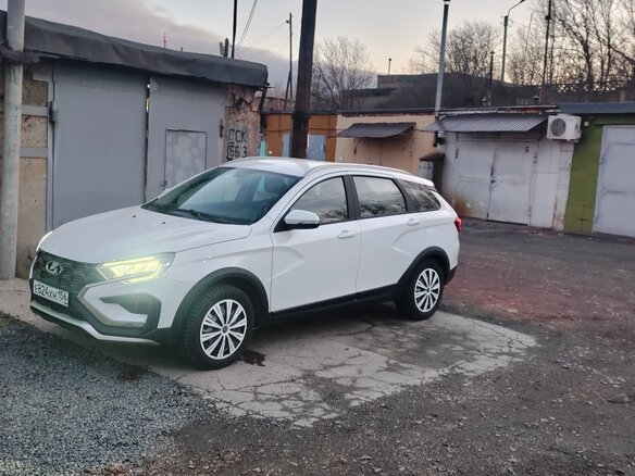 2025 Lada (ВАЗ) Vesta SW Cross I Рестайлинг (NG), белый - вид 16