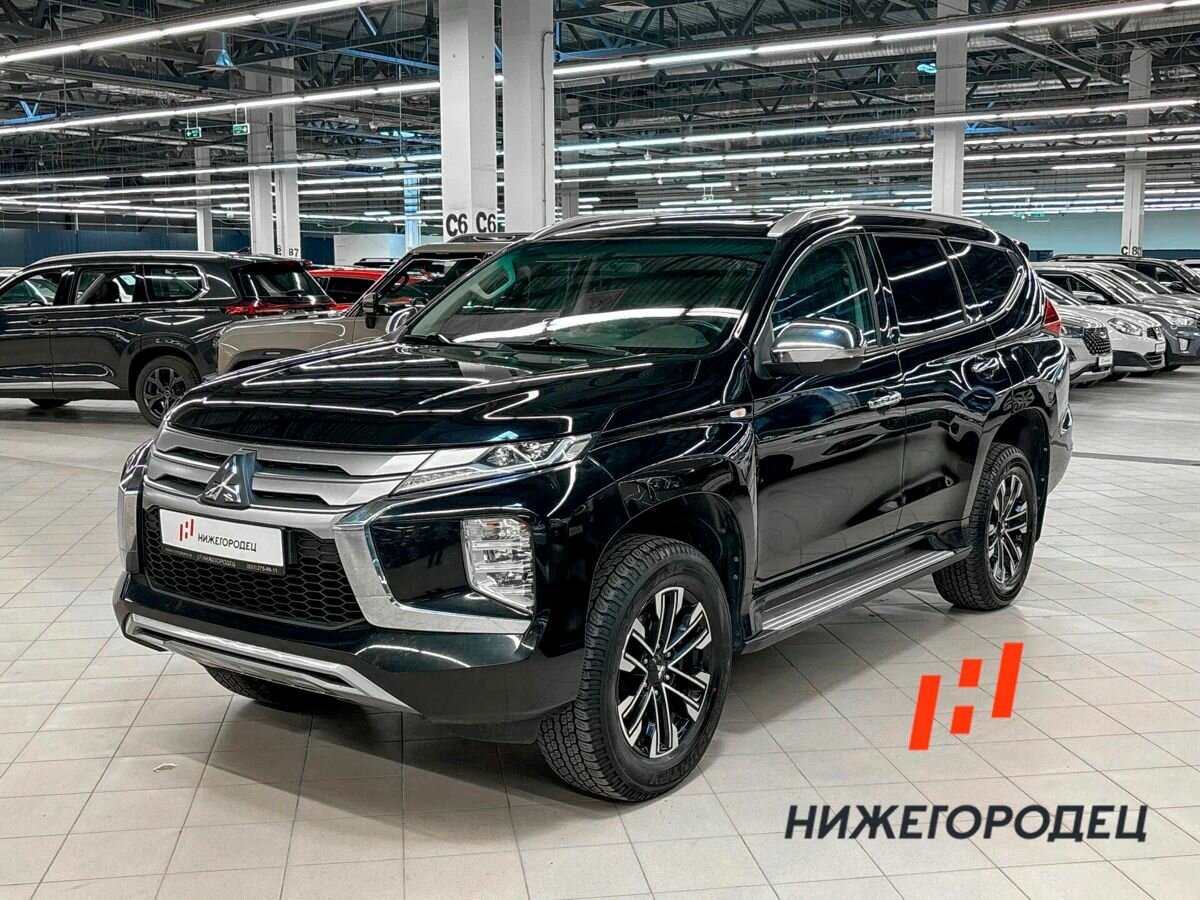 Открыть фотографии: Mitsubishi Montero Sport III Рестайлинг
