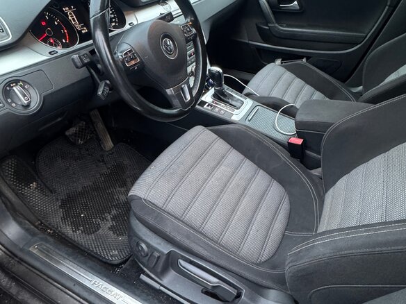2012 Volkswagen Passat CC I Рестайлинг, коричневый, 950000 рублей - вид 7