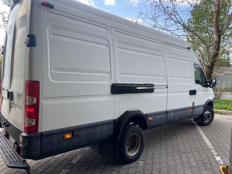 2009 Iveco Daily, белый, 2150000 рублей, вид 3