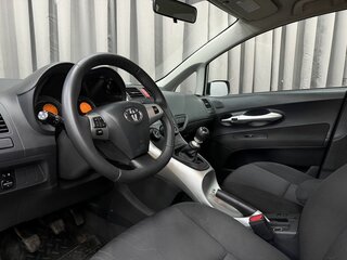 2011 Toyota Auris I Рестайлинг, серый, 849777 рублей, вид 5