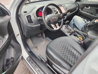 2013 Kia Sportage III, белый, 1300000 рублей, вид 5