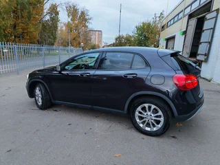 2014 Mercedes-Benz GLA 250 I (X156), фиолетовый, 1730000 рублей, вид 4