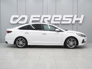 2017 Hyundai Sonata VII (LF) Рестайлинг, белый, 2170000 рублей, вид 5