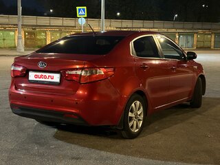 2012 Kia Rio 4-speed III, красный, 750000 рублей, вид 5