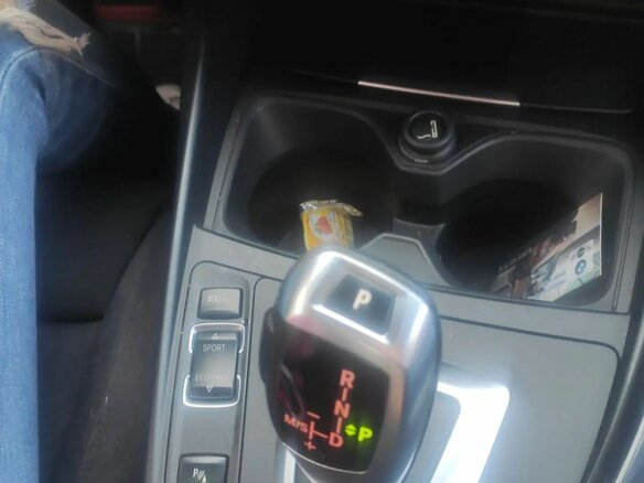 2013 BMW 1 серии 118i II (F20/F21), красный, 890000 рублей - вид 28